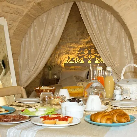 Enjoytrulli - Unesco Site * Alberobello