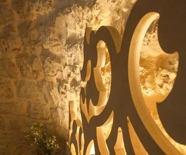 Enjoytrulli - Unesco Site * Alberobello